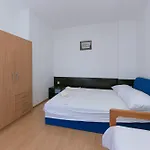 With Parking Space Gradac, Makarska - 5198 דירה גראדאץ