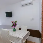 דירה With Parking Space Gradac, Makarska - 5198 גראדאץ