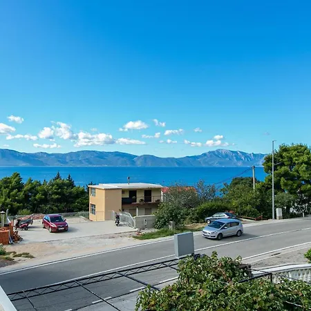 With Parking Space Gradac, Makarska - 5198 גראדאץ