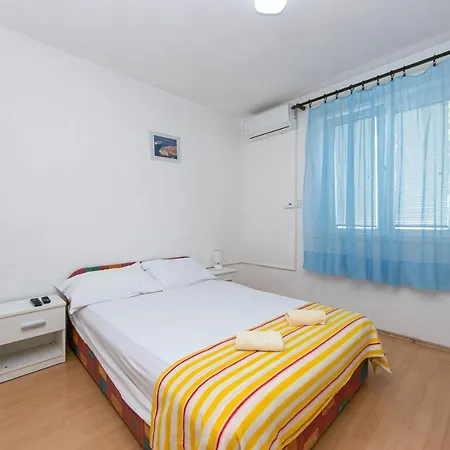 With A Parking Space Gradac, Makarska - 5198 Apartment Gradac (Split-Dalmatia)