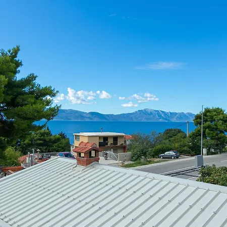 With Parking Space Gradac, Makarska - 5198 Gradac (Split-Dalmatia)