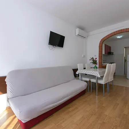 Apartment With Parking Space Gradac, Makarska - 5198