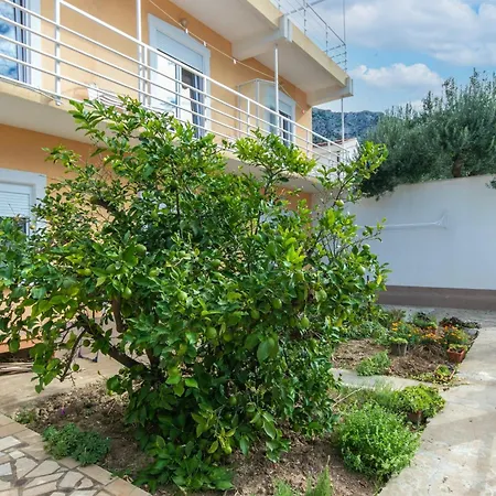 With Parking Space Gradac, Makarska - 5198